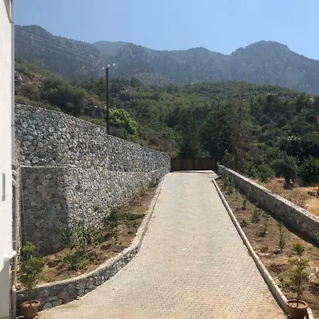 Villa Spectacular In Kyrenia *